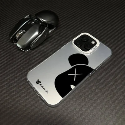 Coque iPhone Kaws